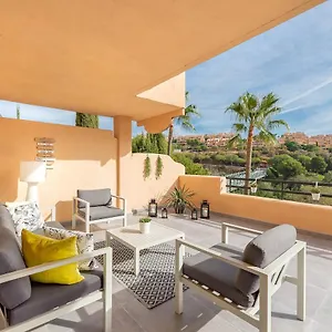 elviria-apartment-marbella.1costadelsol.com/