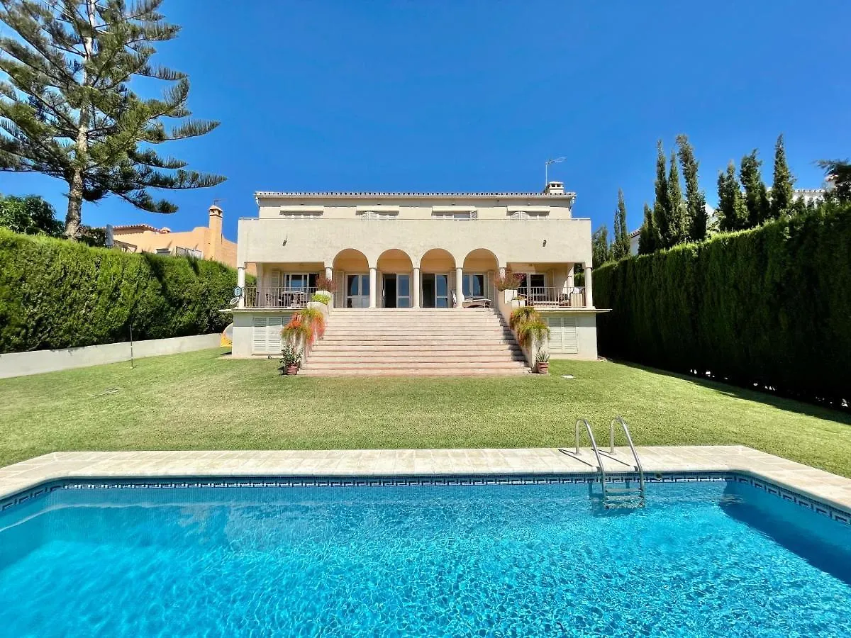 Villa Los Lirios Puerto Banus - Eaw Homes Marbella