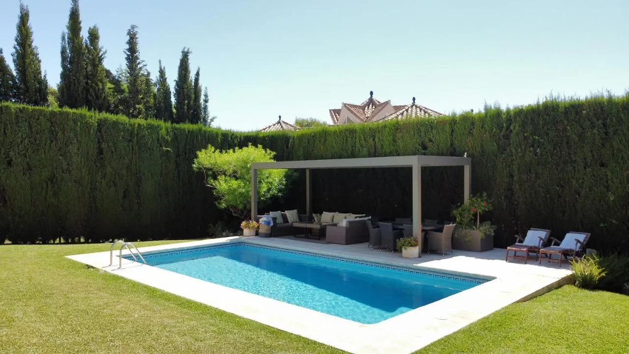 Villa Los Lirios Puerto Banus - Eaw Homes Marbella